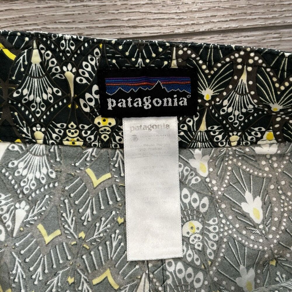 Patagonia Mens Green swim‎ size 38 Surf Trunks board shorts Peacock print - Picture 5 of 8